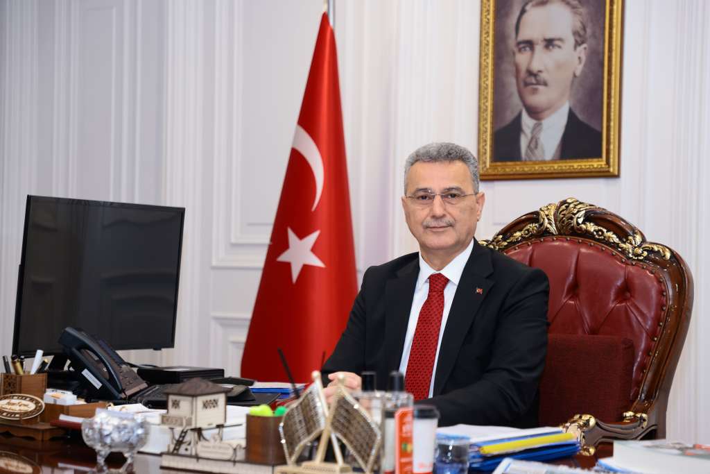 Başkan Kurnaz: Gençlerimizin Enerjisiyle Geleceğe Yürüyoruz