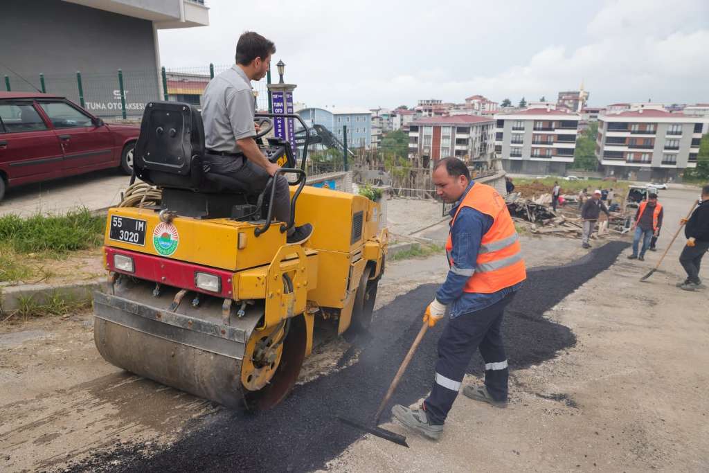 İlkadım’da Yollar Yenileniyor